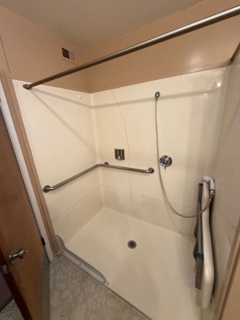 3 Bedroom 2 Bathroom Home For Rent Move In Ready – photo 5
