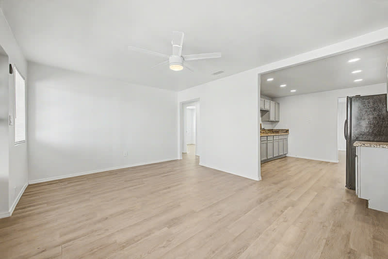 2045 E ORANGE ST – photo 5