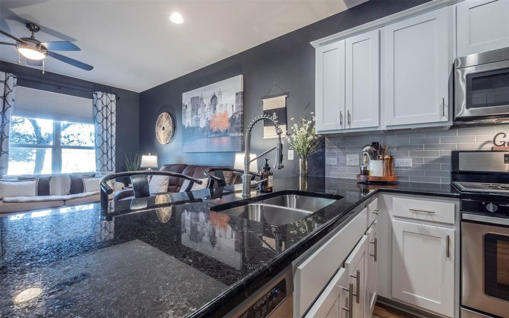 2101 Town Centre Dr #1907 – photo 3
