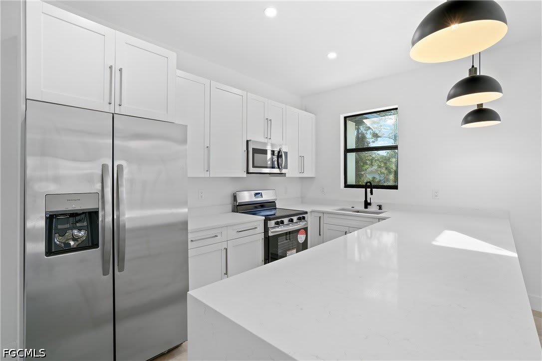 322 Loire Avenue S – photo 2