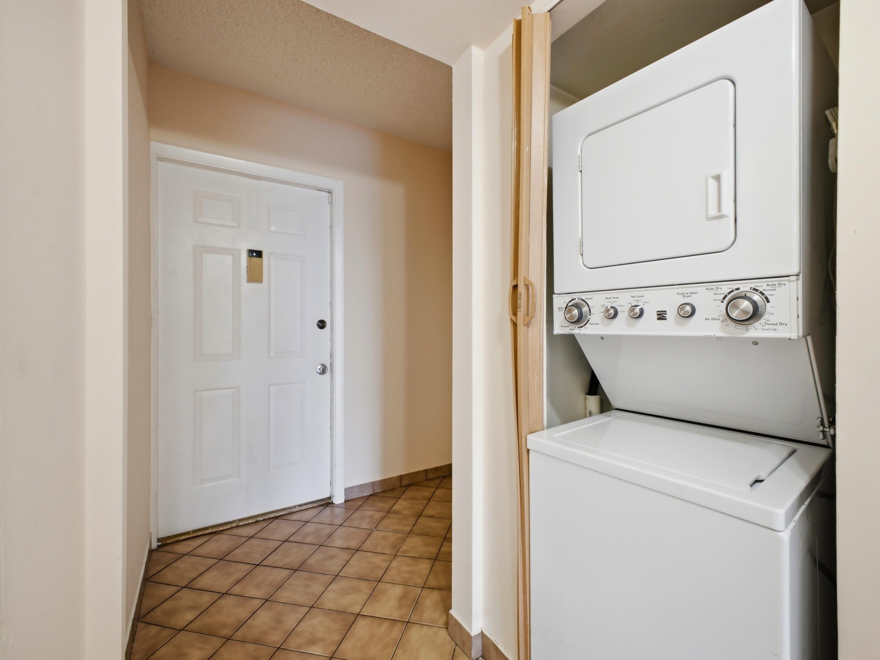 2960 SW 22nd Avenue – photo 3
