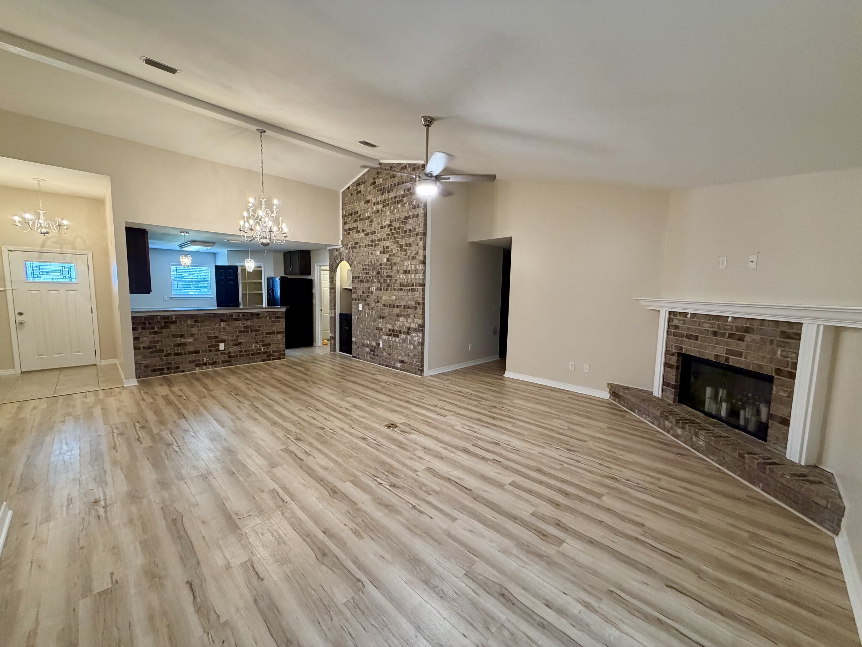 500 Baywood Court – photo 4
