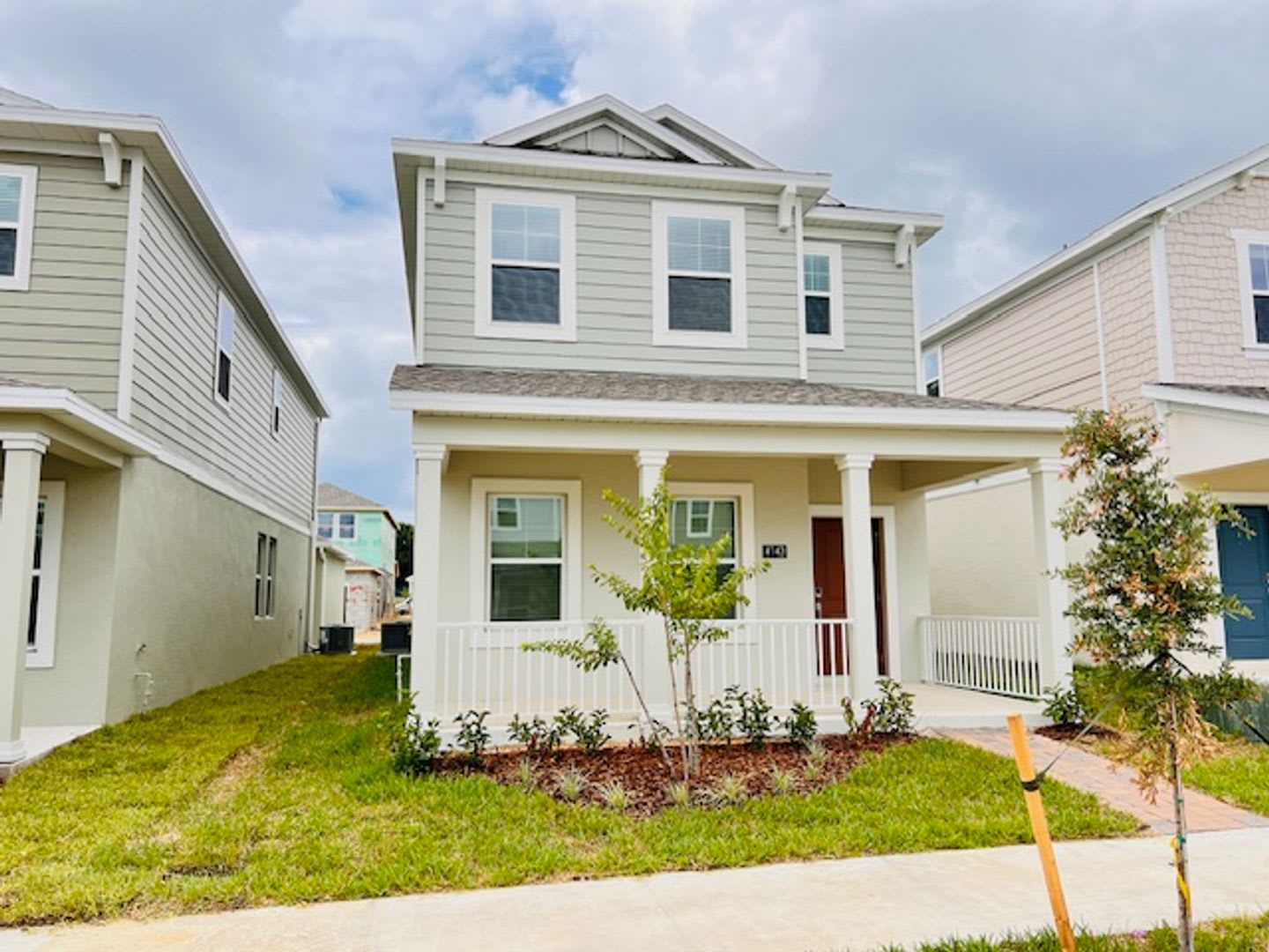 4-Bedroom, 3 Bath Two Story Single Family in Apopka, FL – photo 2