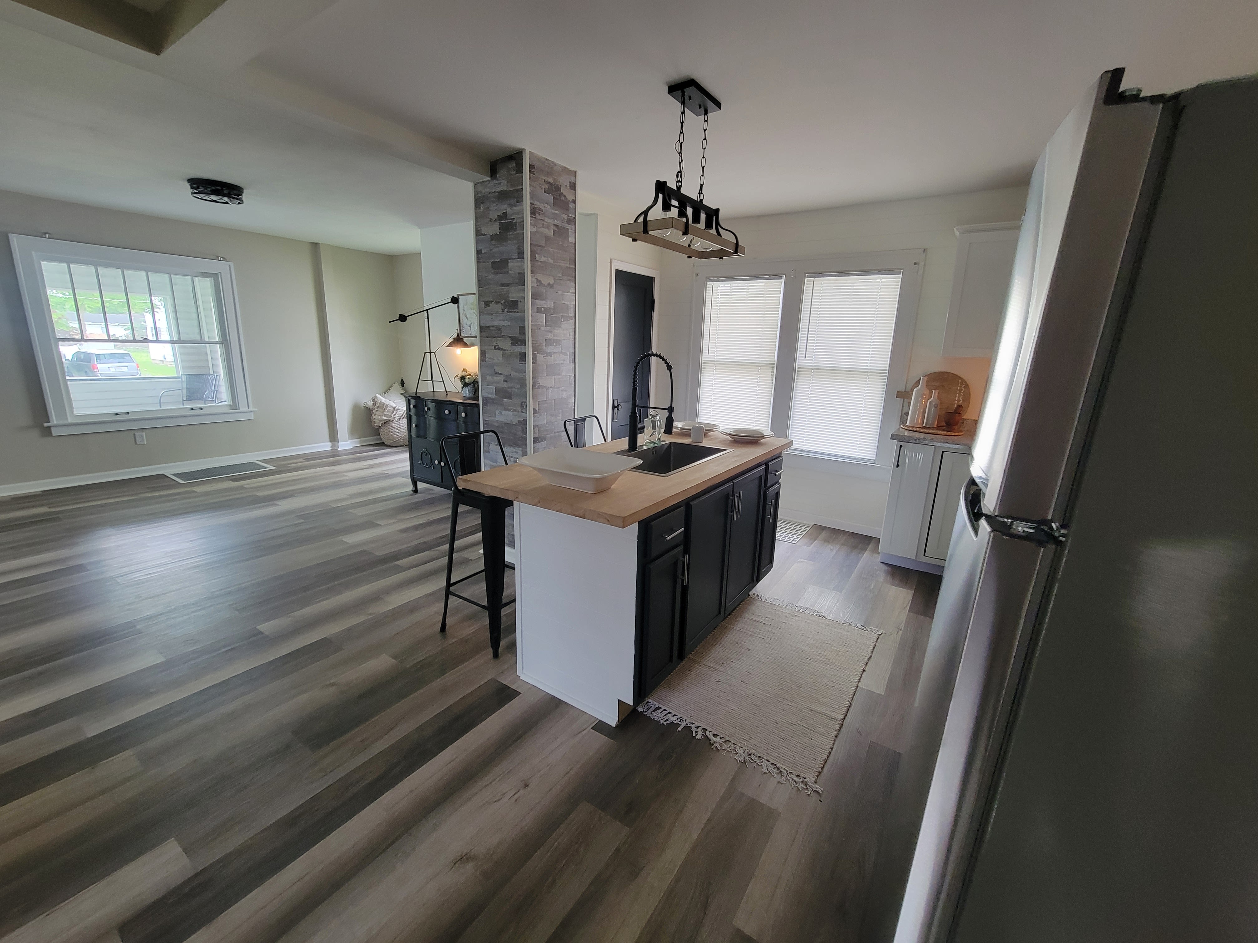 330 West Ashton Avenue – photo 3