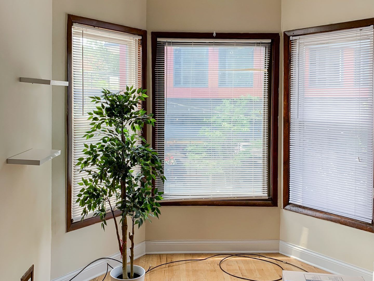 2519 27 N Lincoln – photo 2