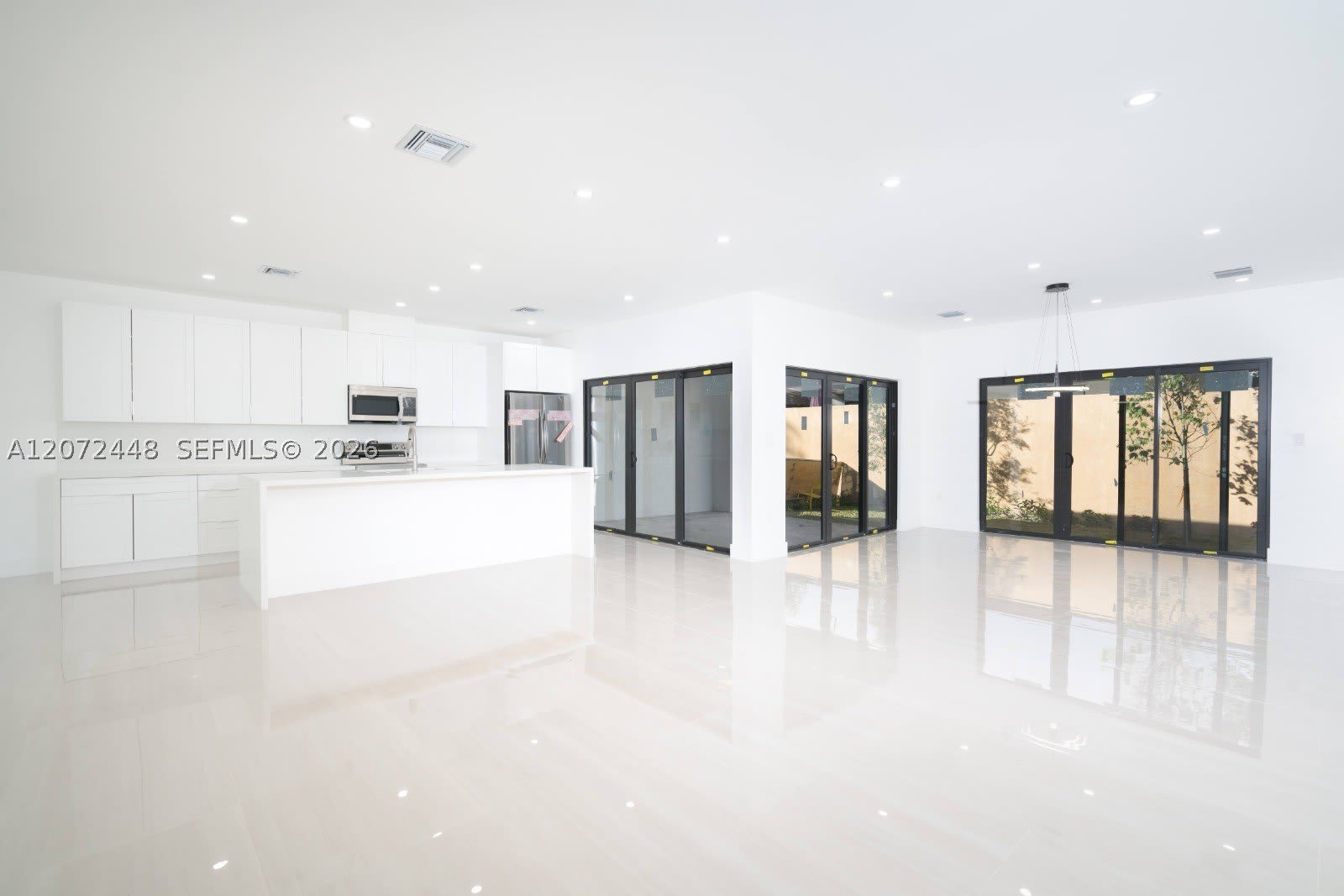 11130 SW 143rd Pl – photo 4