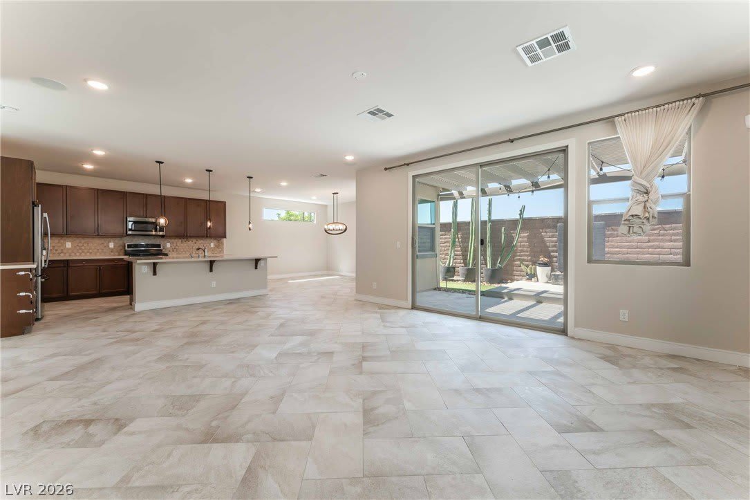 6933 Whisper Canyon Place – photo 5