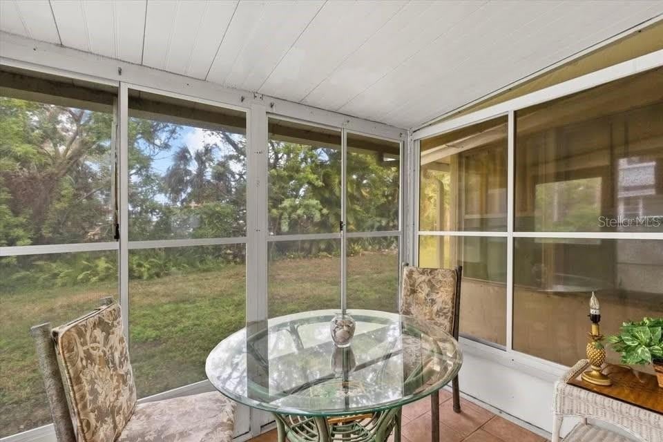 2047 CANAL Drive – photo 2