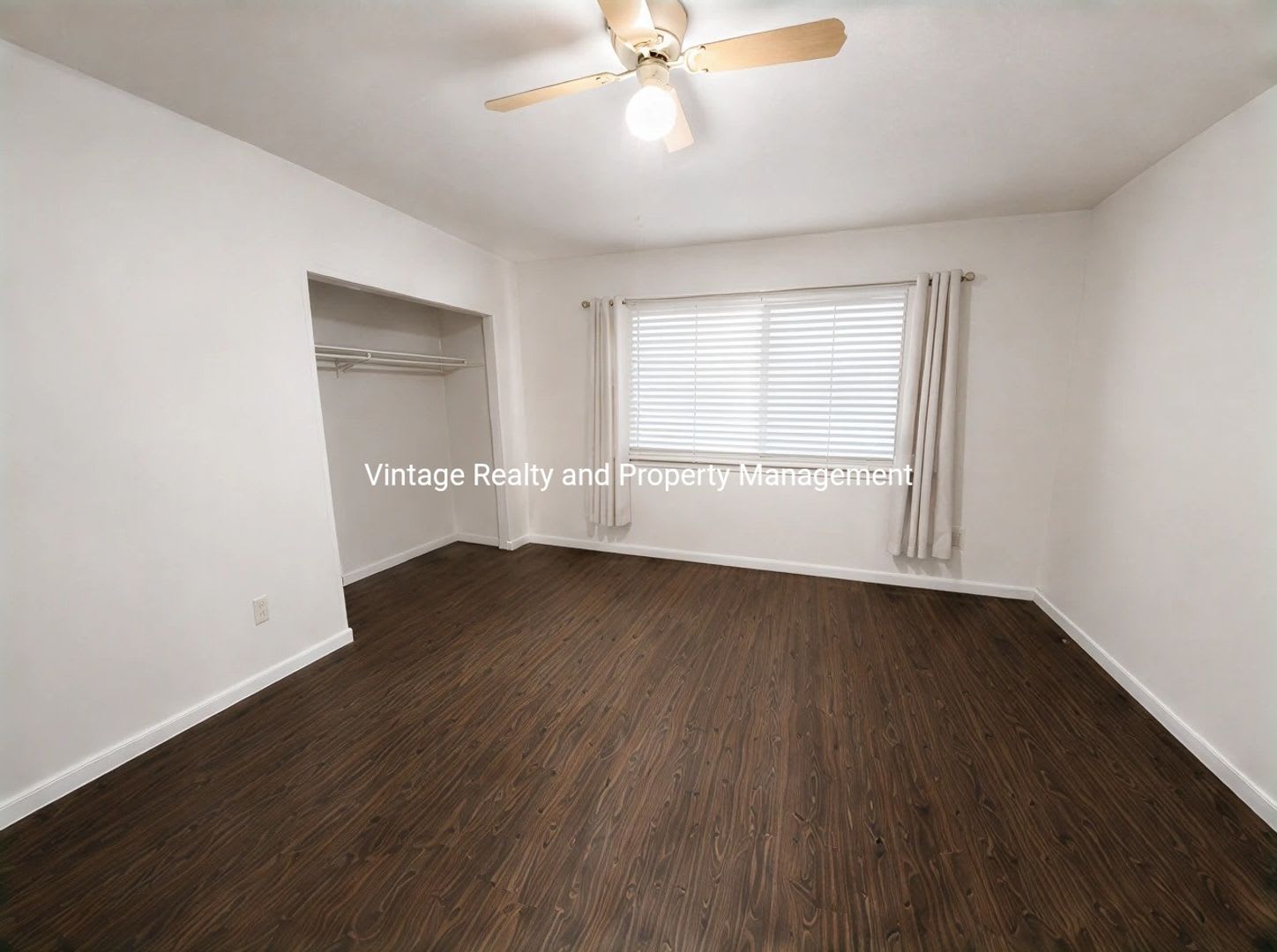Updated 2 Bedroom 1 Bathroom Tri Plex Unit Located In North Stockton – photo 4