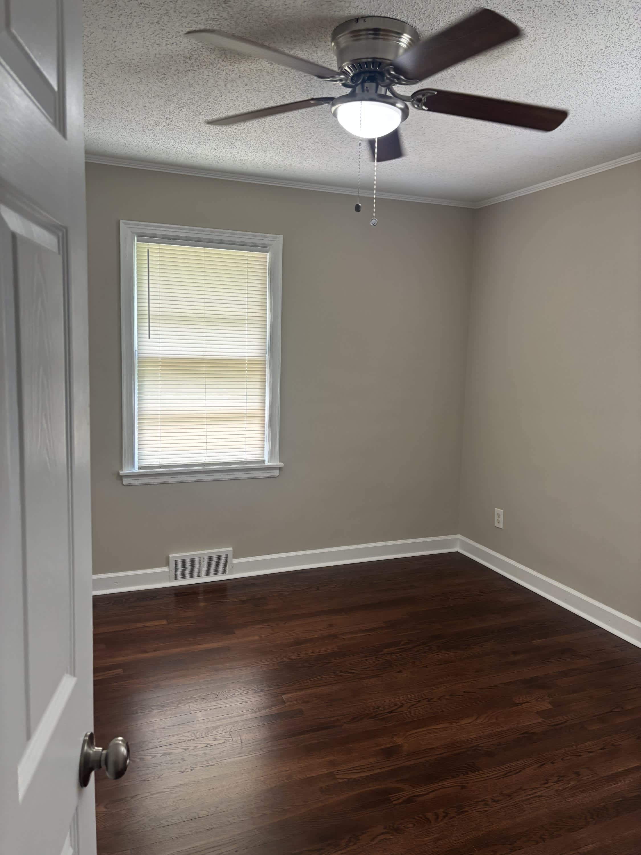 923 Tampa – photo 2