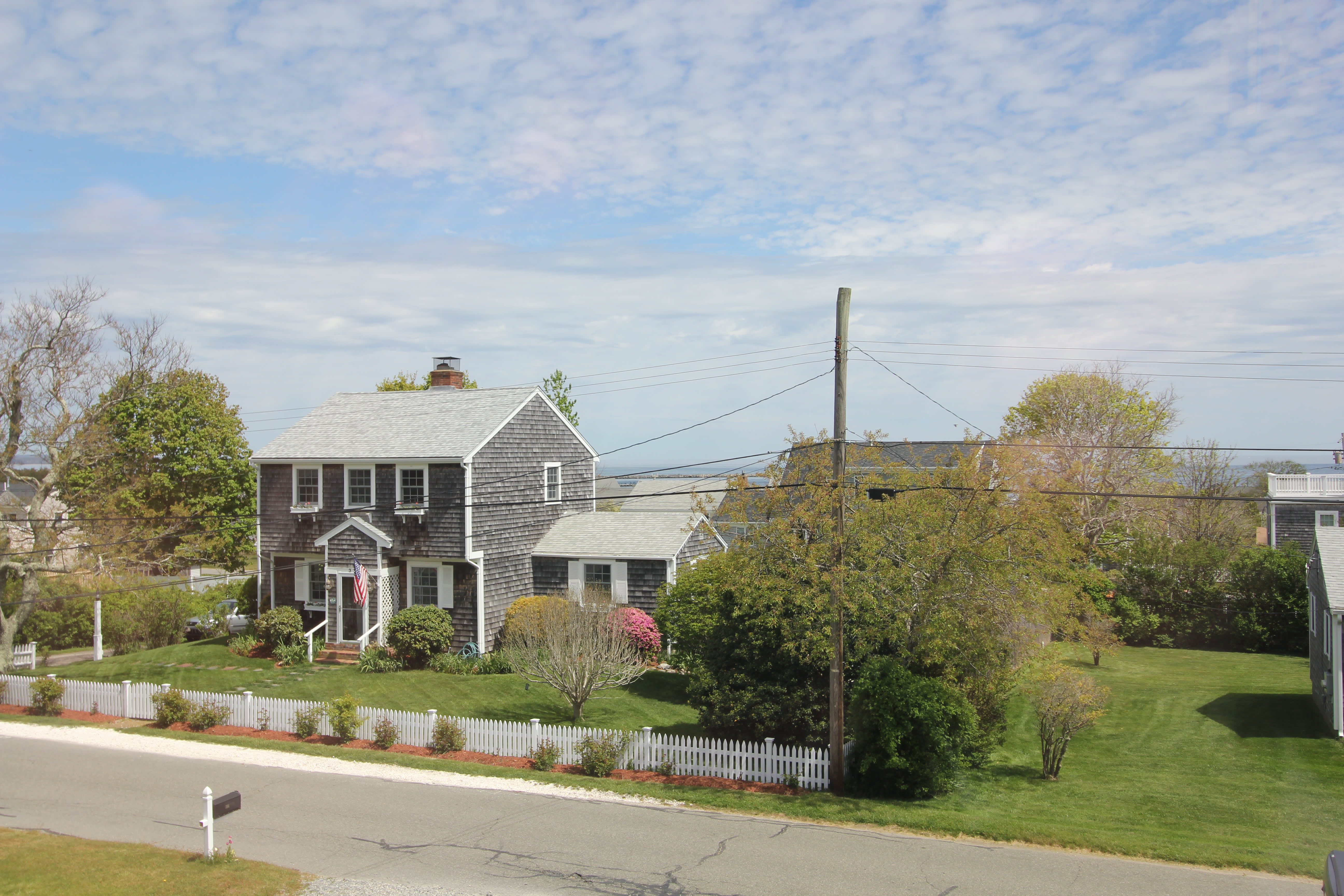 36 Wood Ave – photo 2