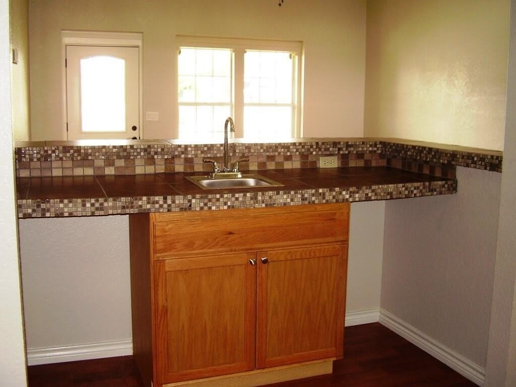 516 Peterson Dr – photo 3