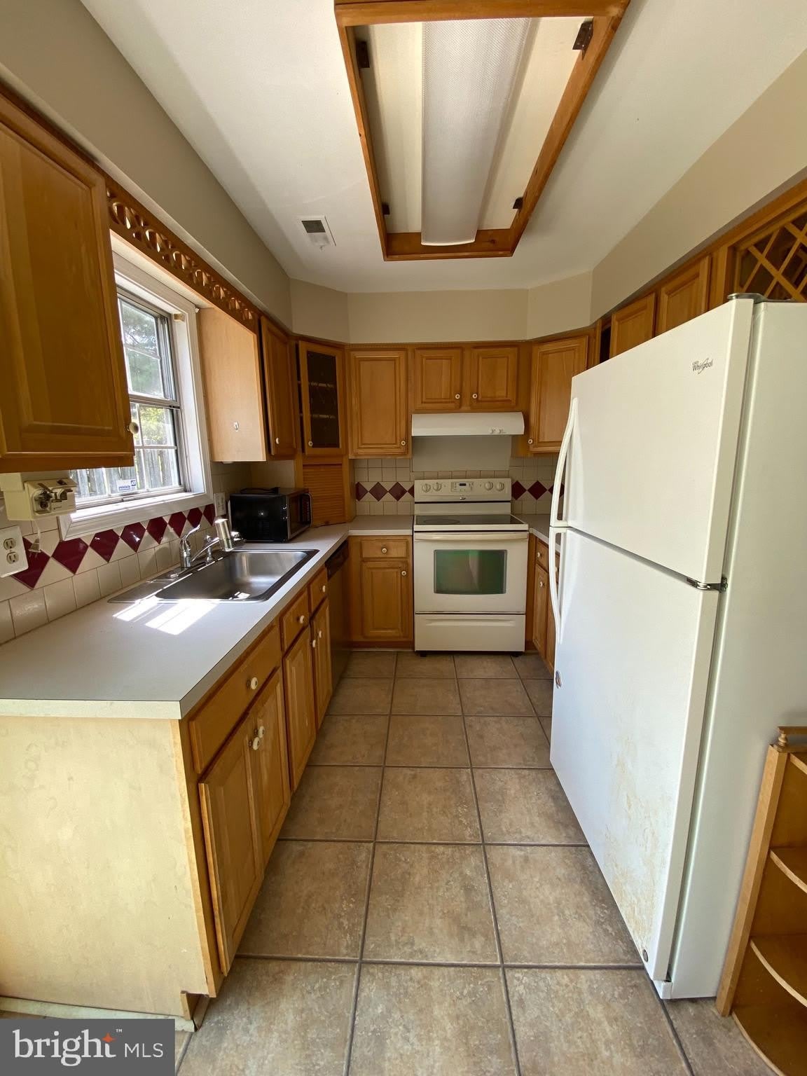 8701 Point Of Woods Drive – photo 4