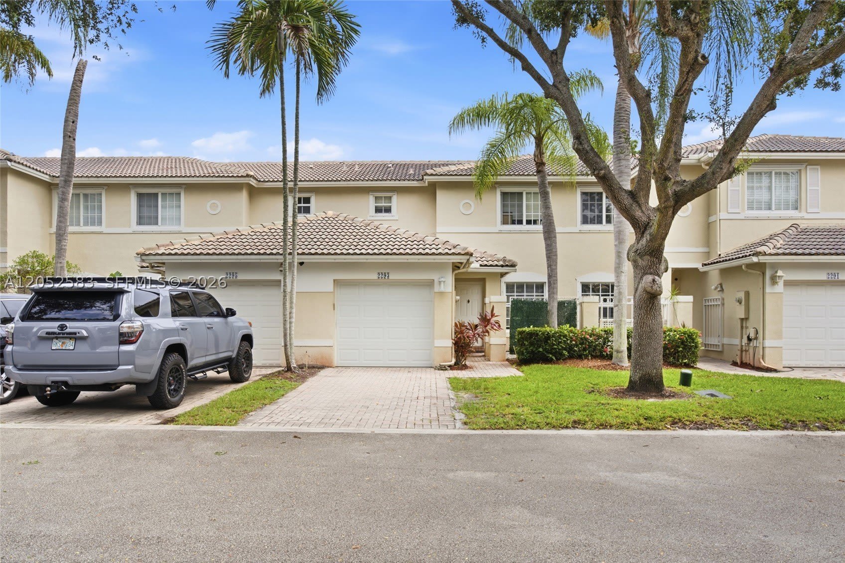 2293 NW 170th Ave – photo 2