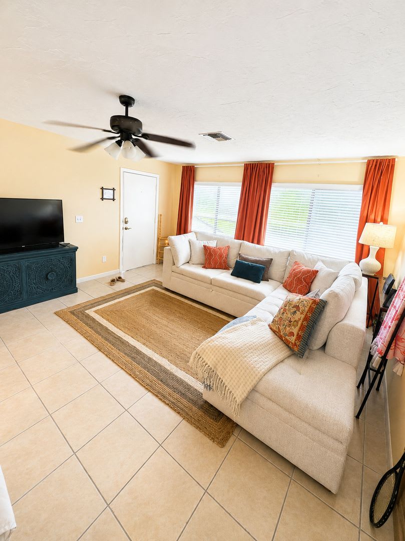 2 BED 1 BATH CONDO ON SIESTA KEY **ALL UTILITIES/WIFI INCLUDED** – photo 5