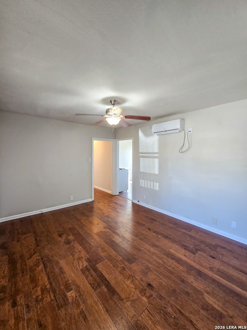 1124 Fenfield – photo 5
