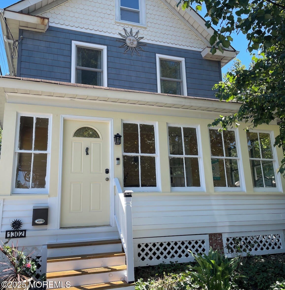 1302 Comstock Street – photo 1