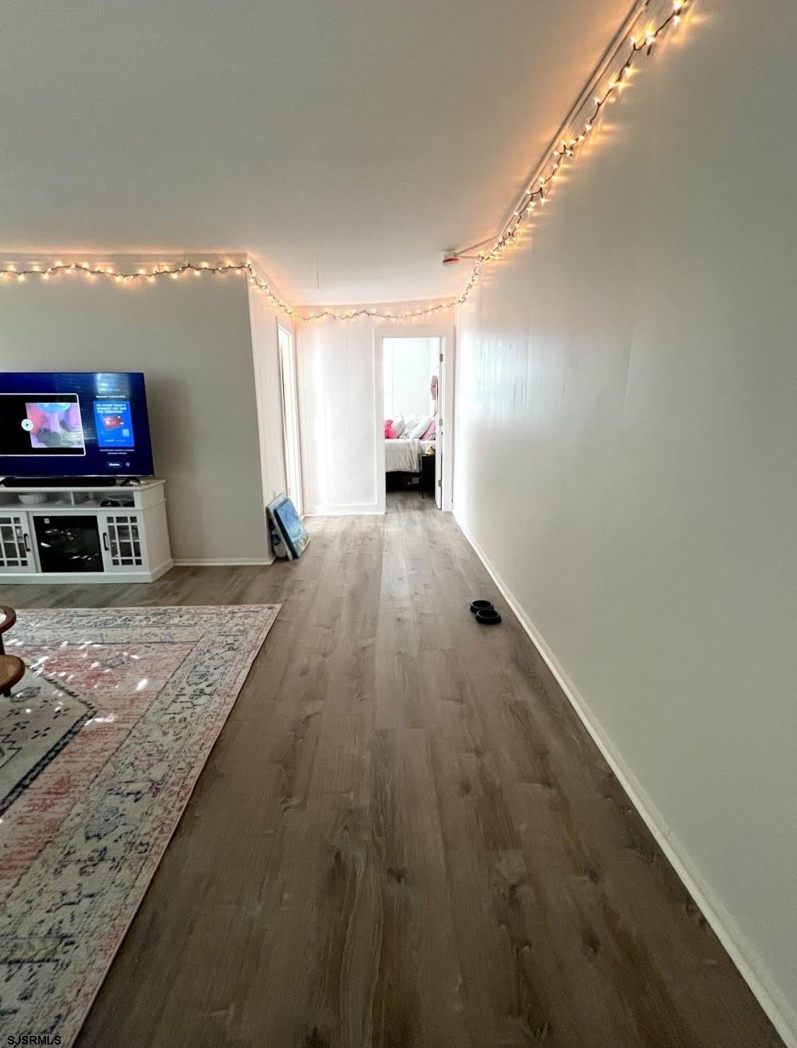 1 S Newport Ave – photo 2