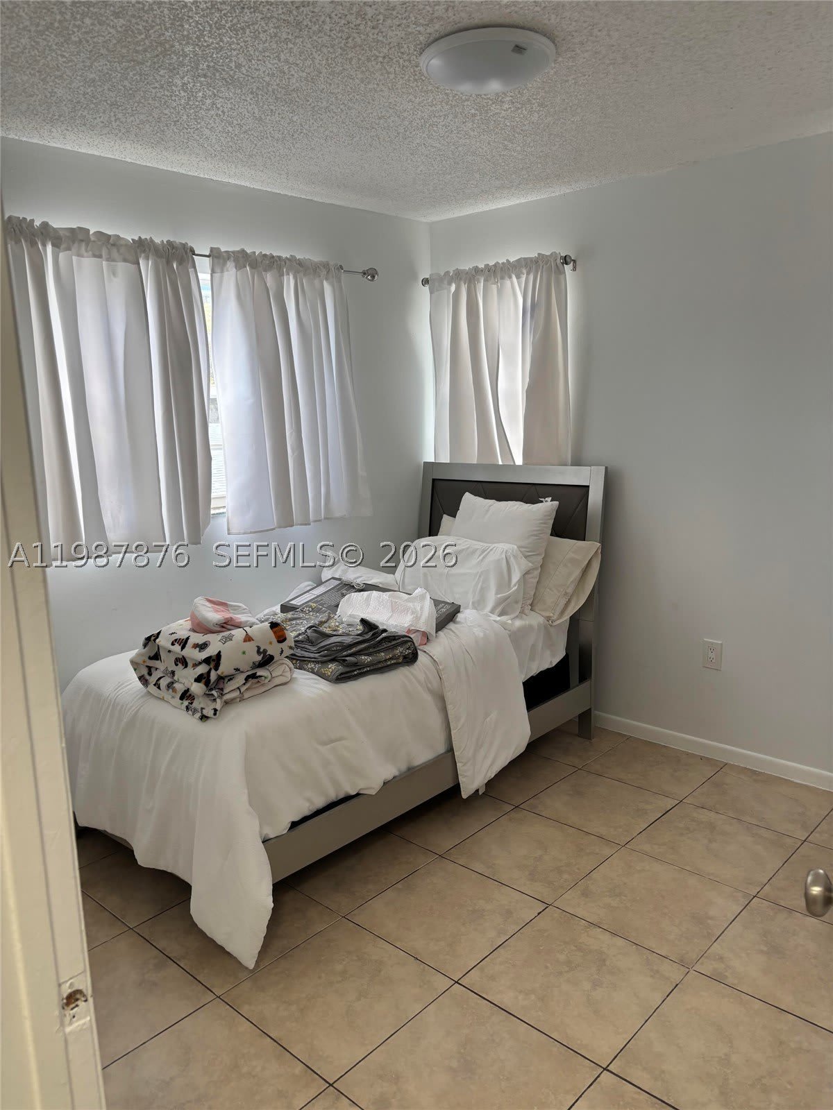 2050 NE 140th St – photo 5