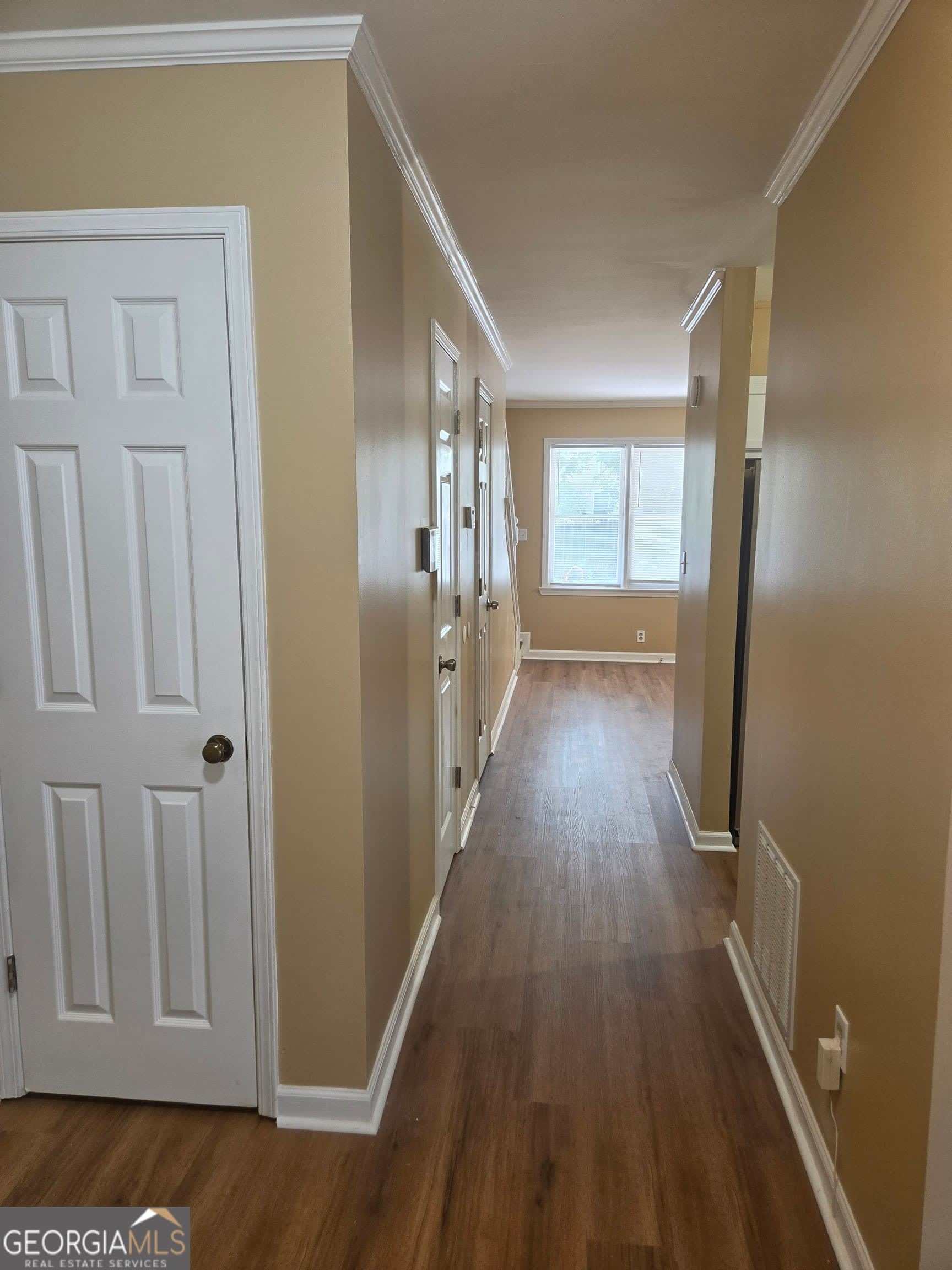 5595 Wells Circle – photo 5