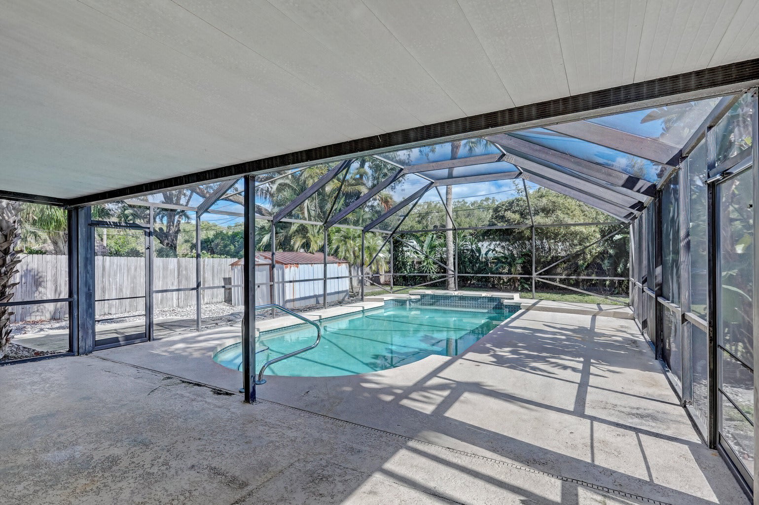2545 Venice Drive – photo 5