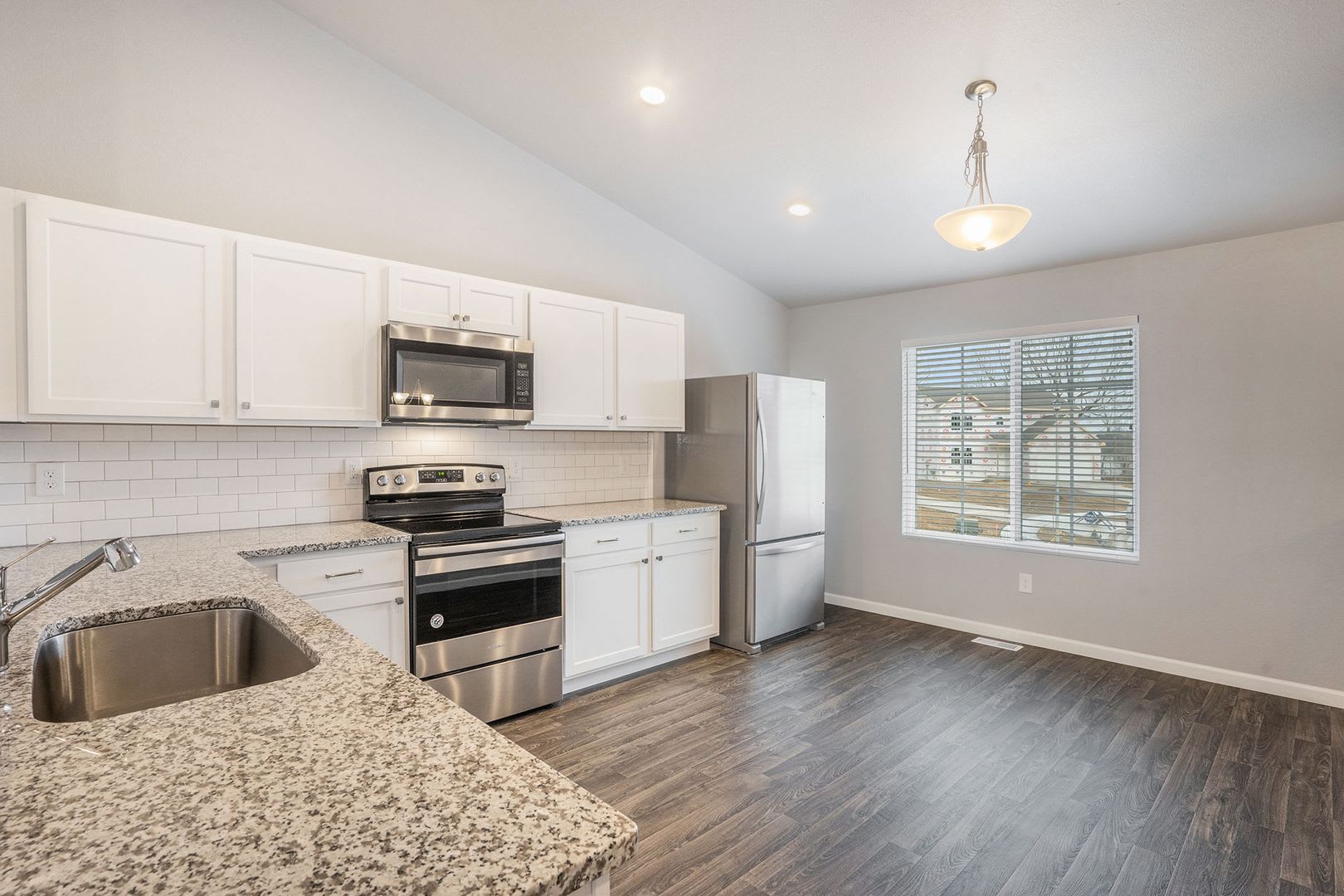 301 Harris Street – photo 2