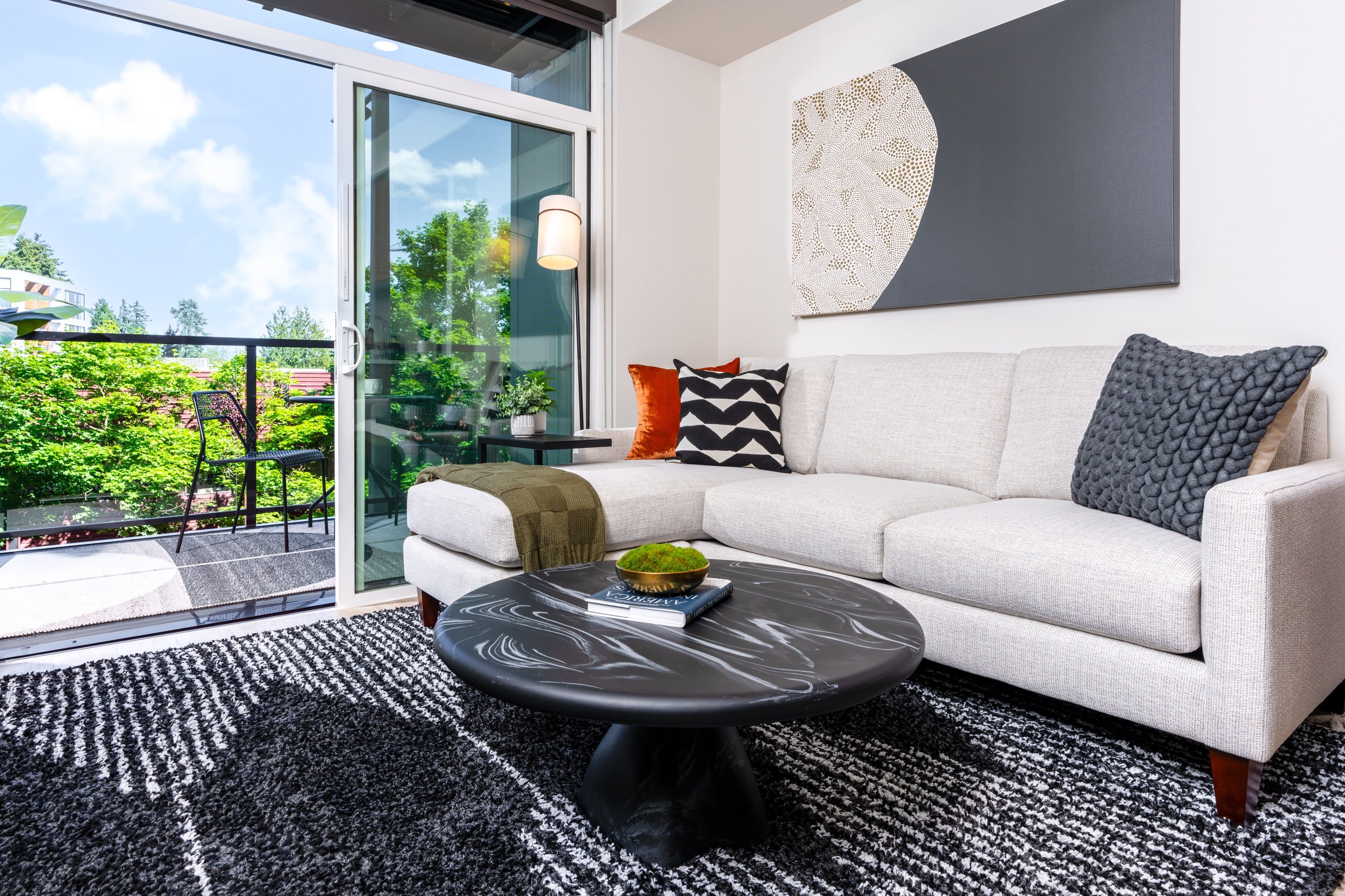 Eastline Grand – photo 4