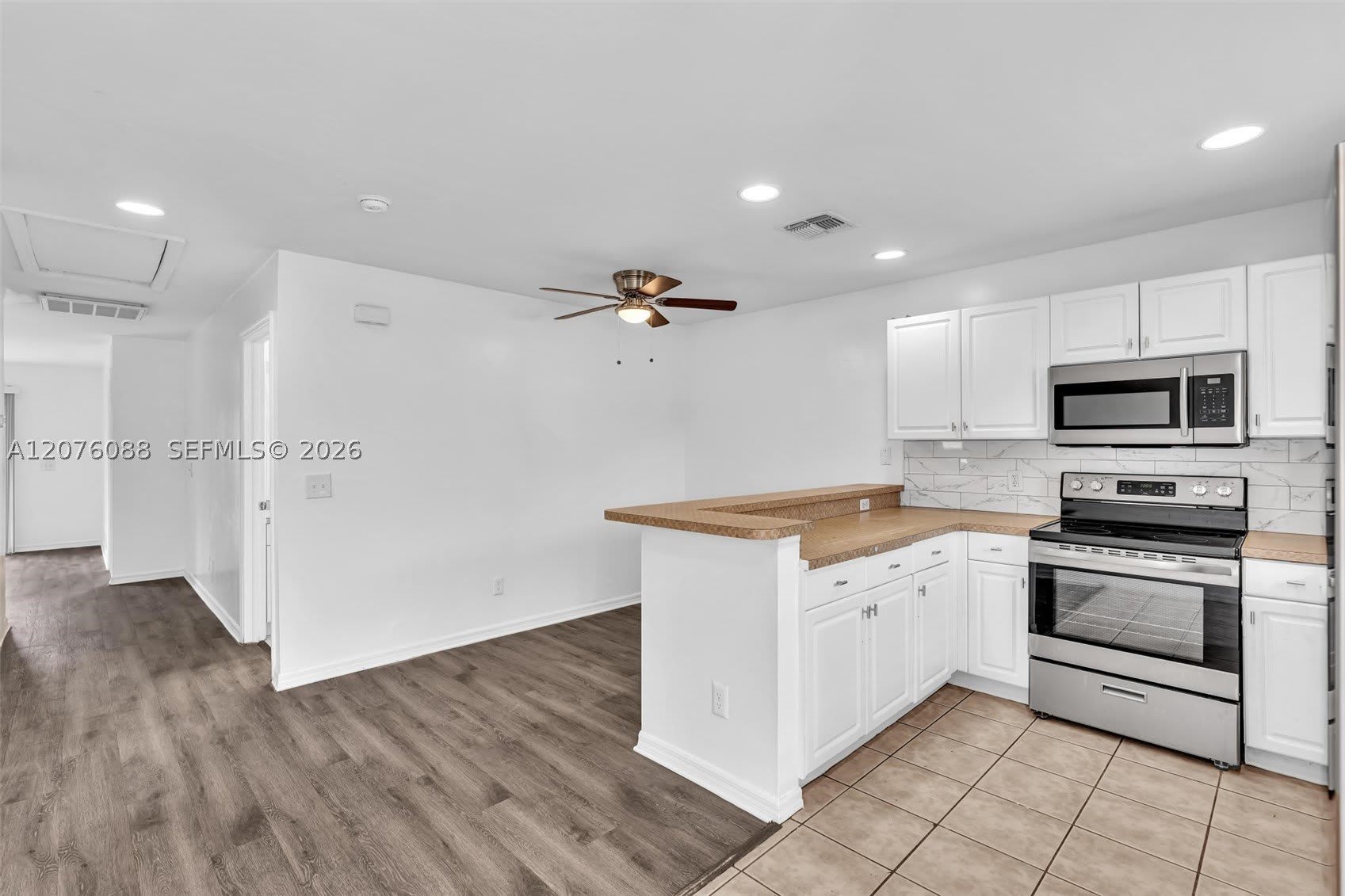 5325 30 ST SW – photo 4