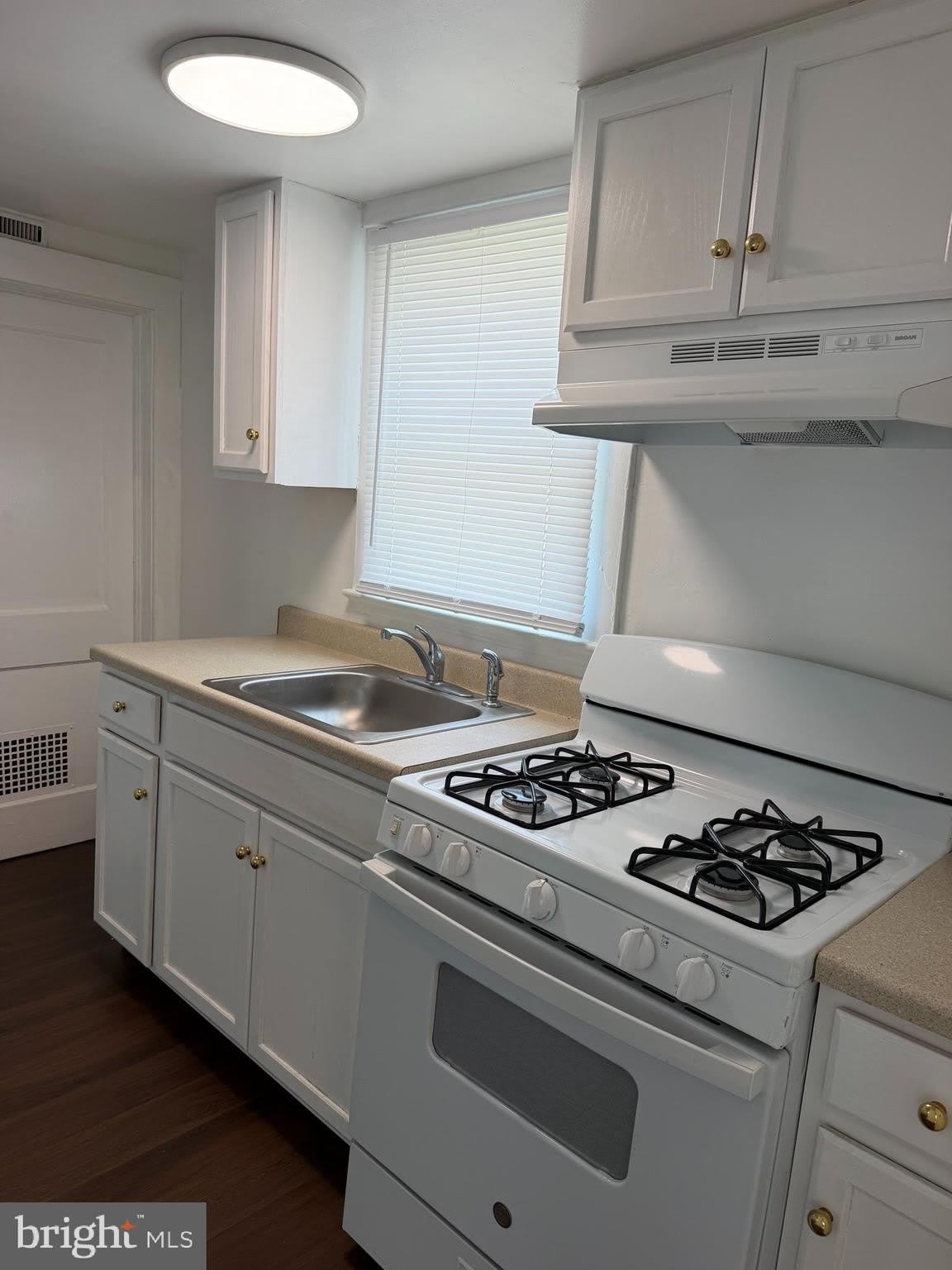 4024 Bradys Hill Road – photo 4