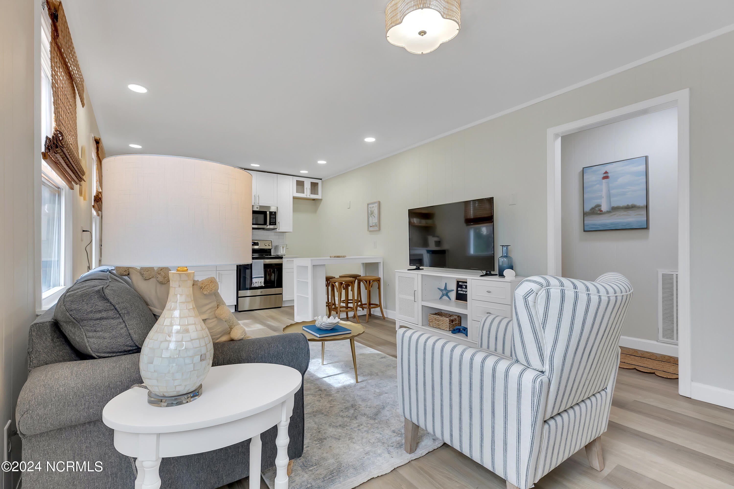 111 NE 19th Street – photo 3