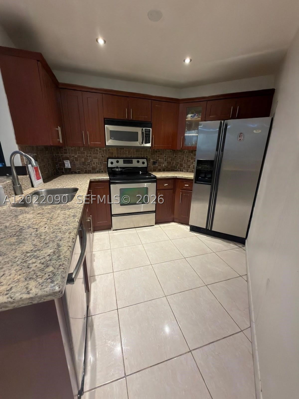 9443 Fontainebleau Blvd – photo 4