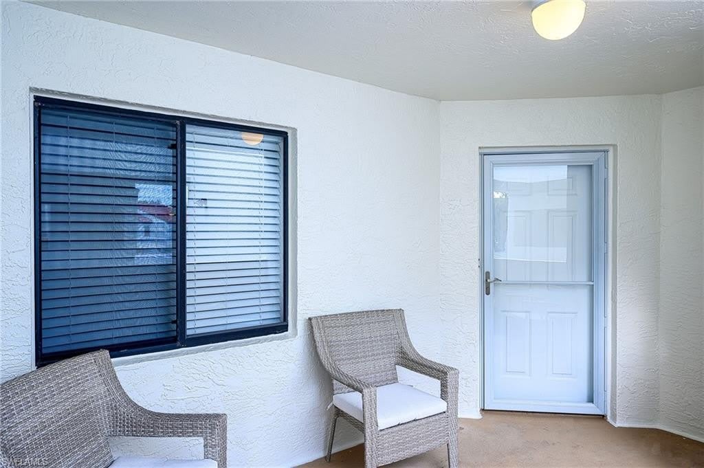 586 Beachwalk Cir – photo 4