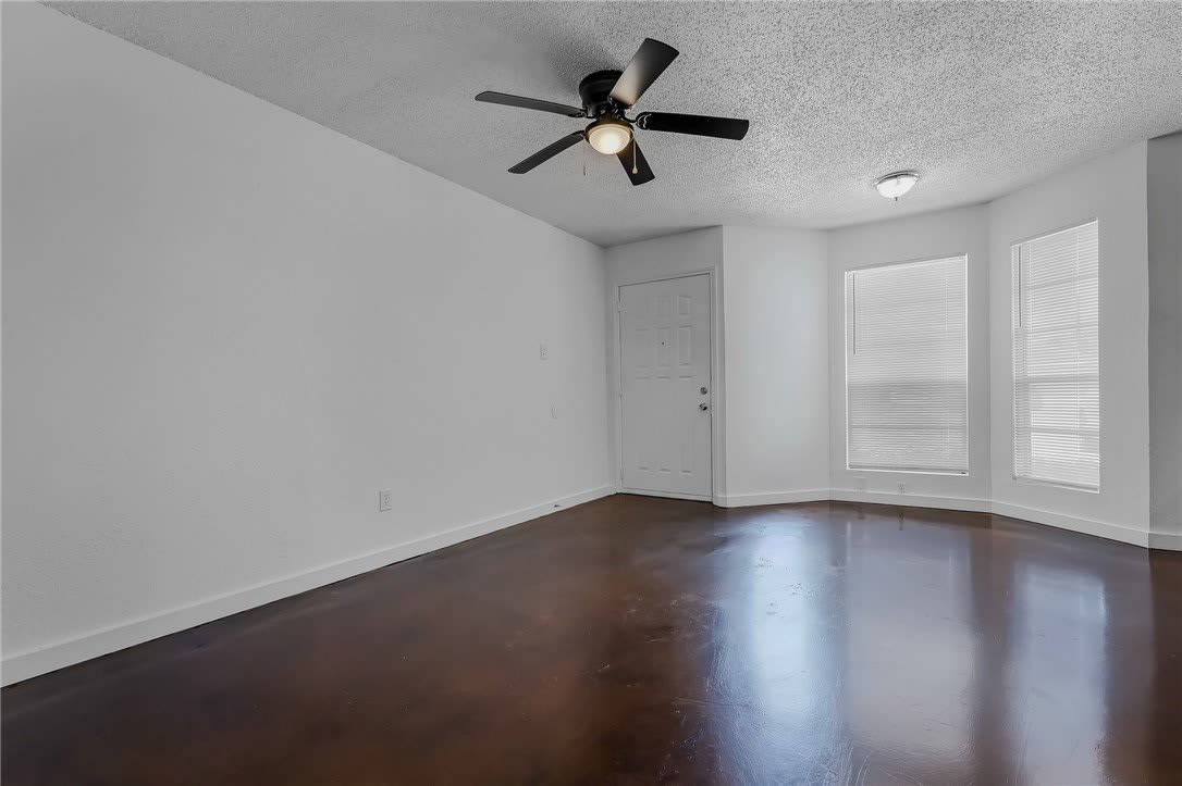 6641 Rhine Drive – photo 4