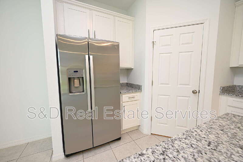 685 Crown Rose Drive – photo 3