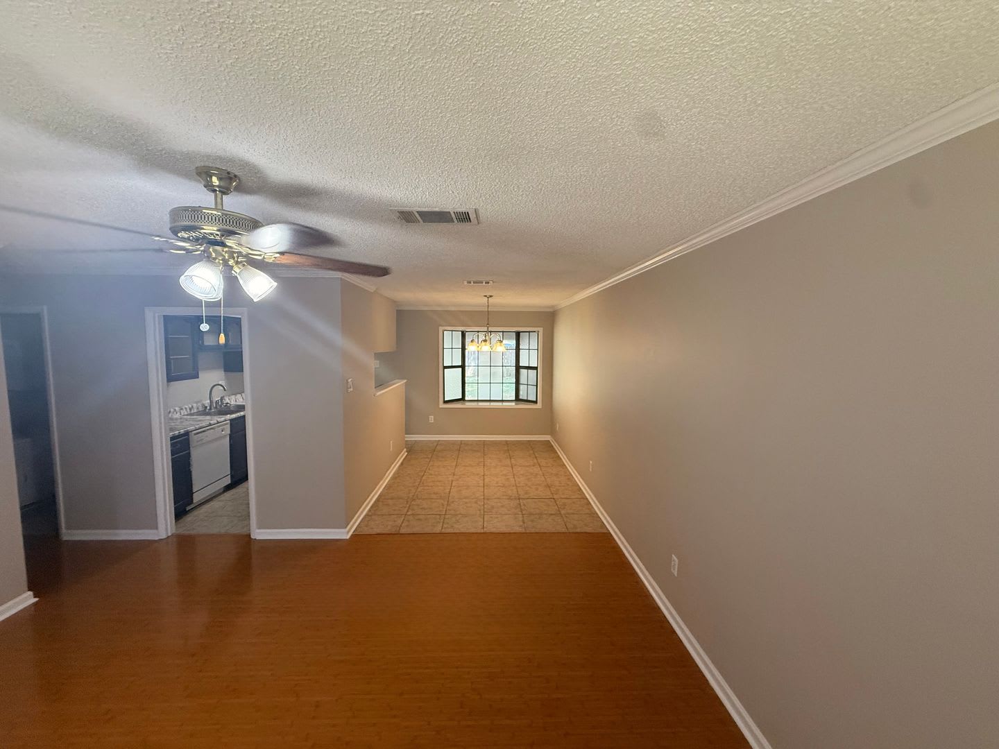 FOR RENT IN LAFAYETTE: 3 BEDROOM HOME! – photo 3
