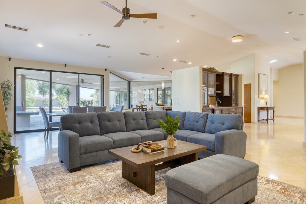 10775 E Sunnyside Dr – photo 5