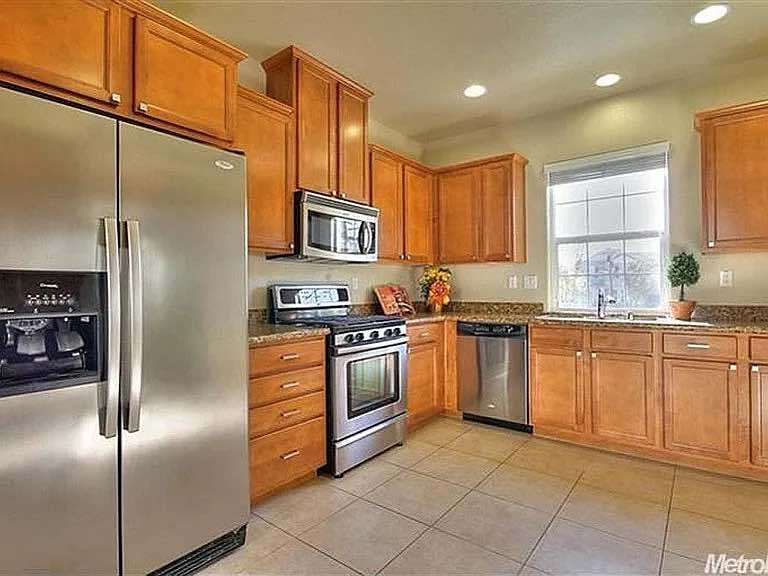 9035 Crescenda Lane – photo 5