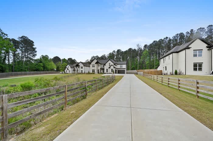 2694 Thompson Mill Road – photo 2