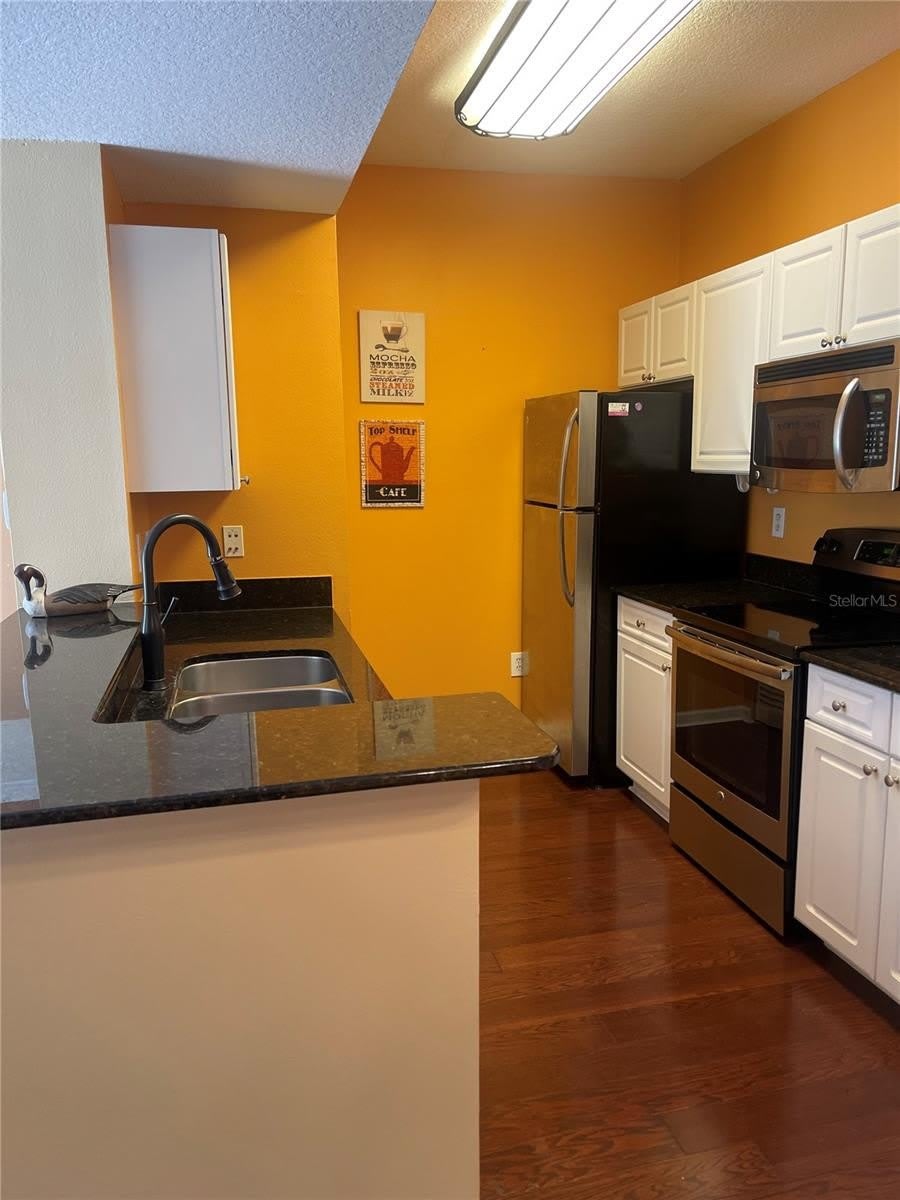 2001 TIZEWELL Circle – photo 2