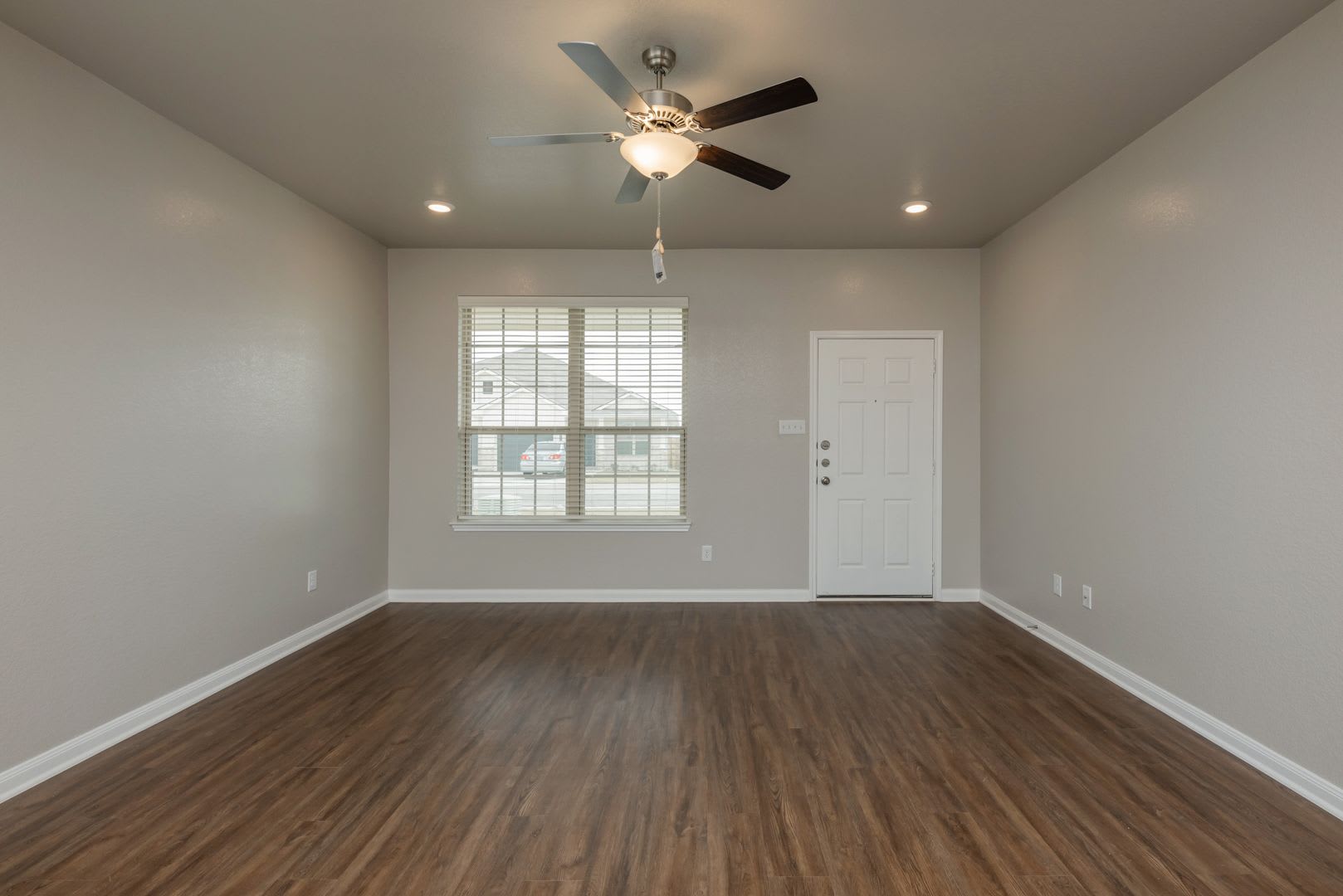 1515 Case Rd – photo 4
