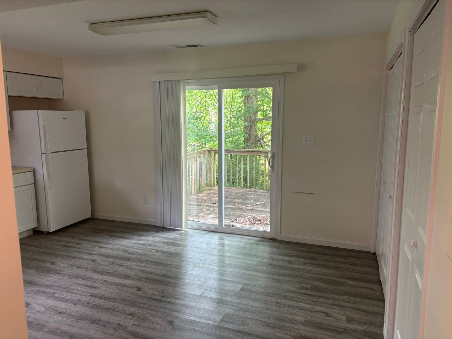 Oaklawn Park 3 Bedroom 2 5 Bath Townhome – photo 3