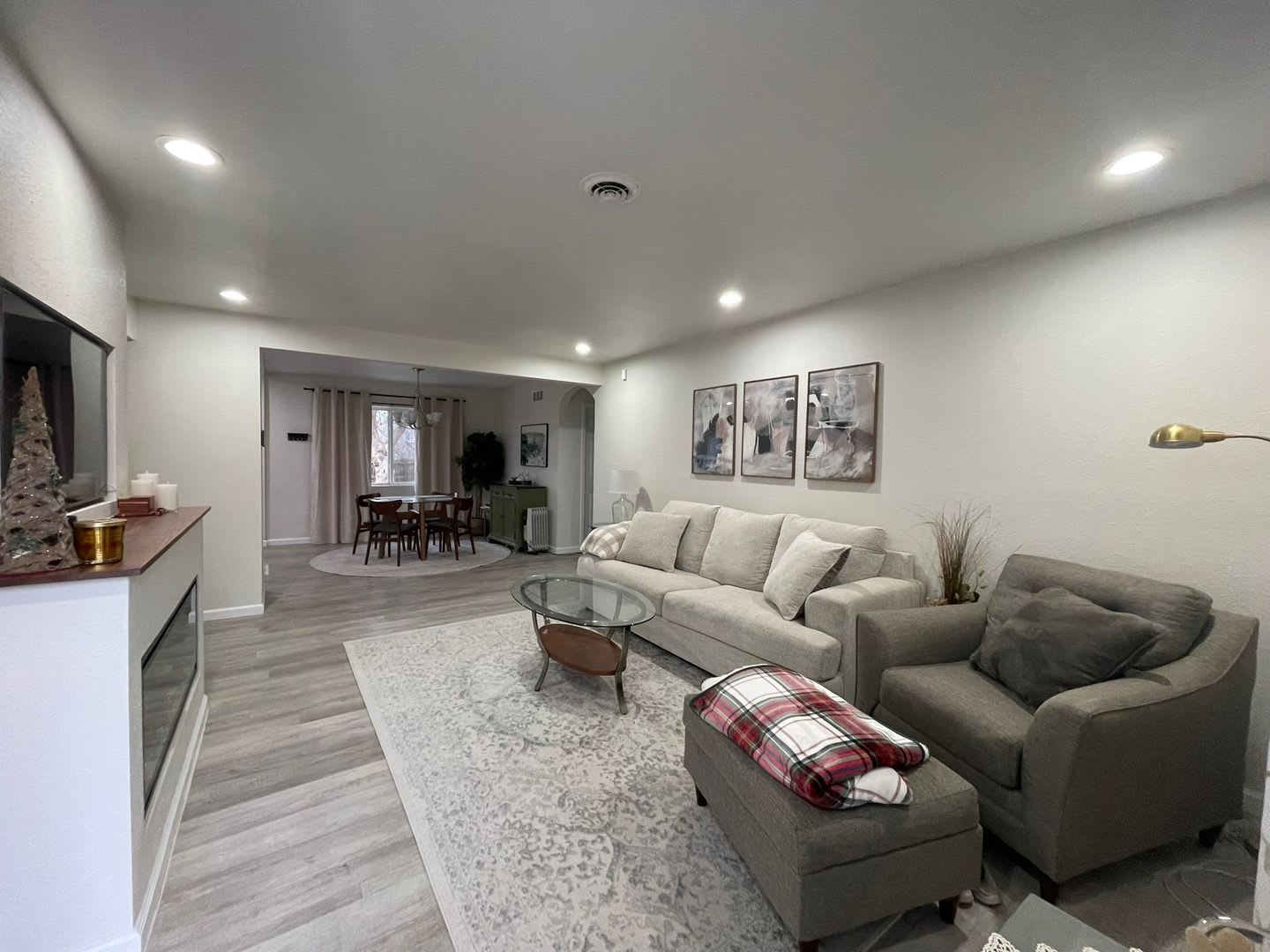Charming Updated Home with Spacious Yard – photo 3