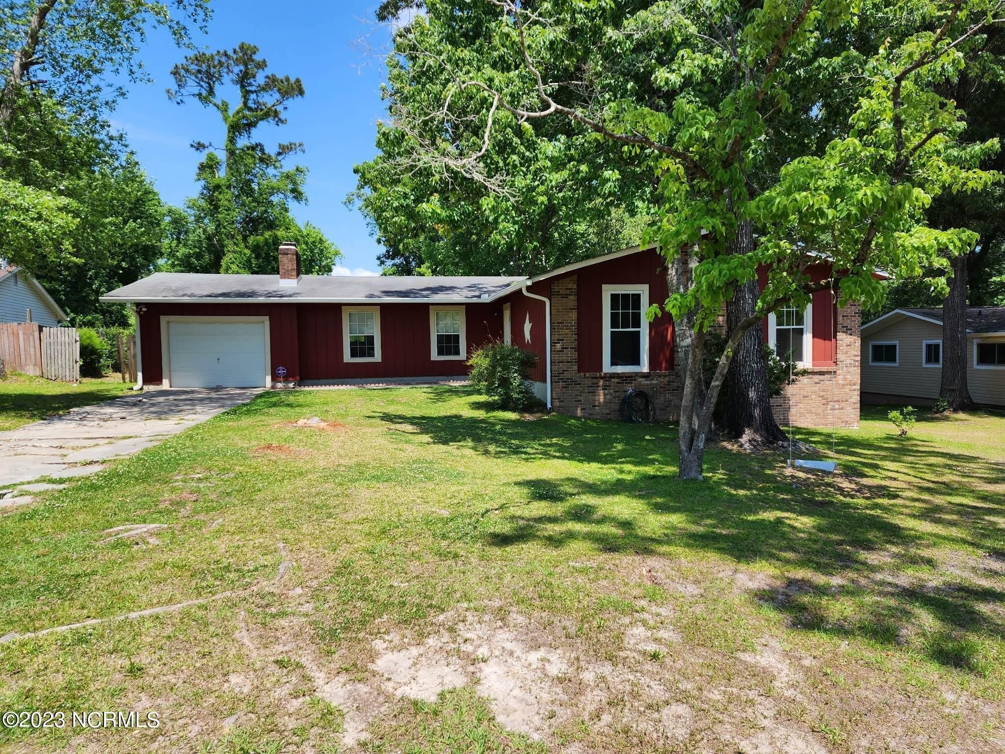 105 Briarwood Court – photo 1