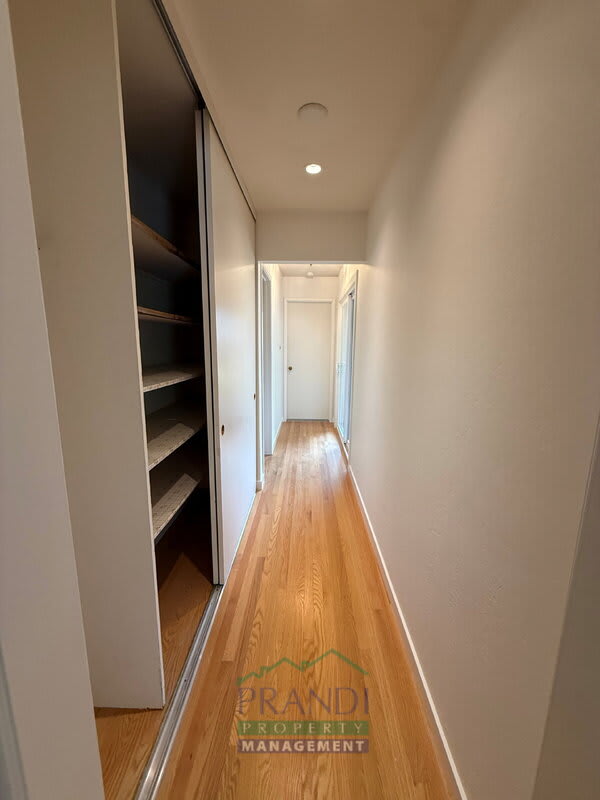312 Las Flores Ave – photo 4
