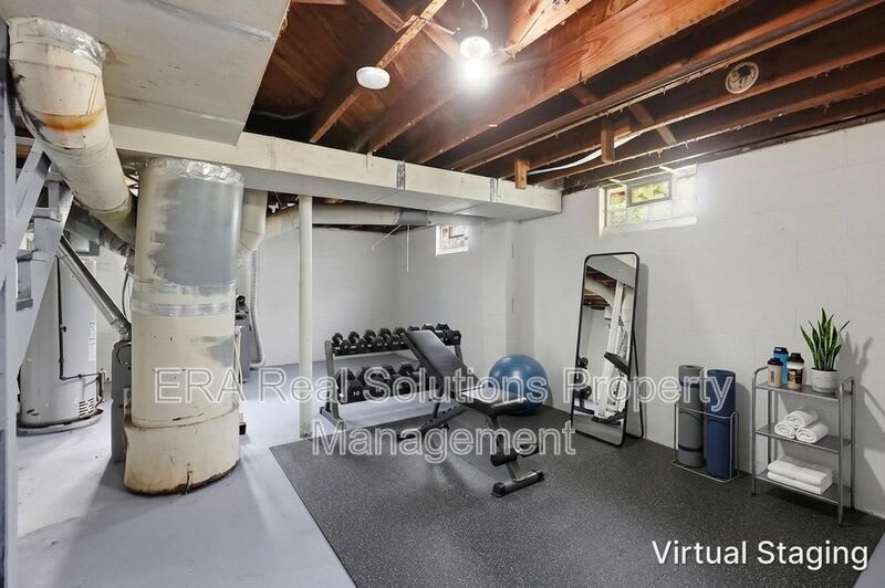 2065 W Mound St – photo 4