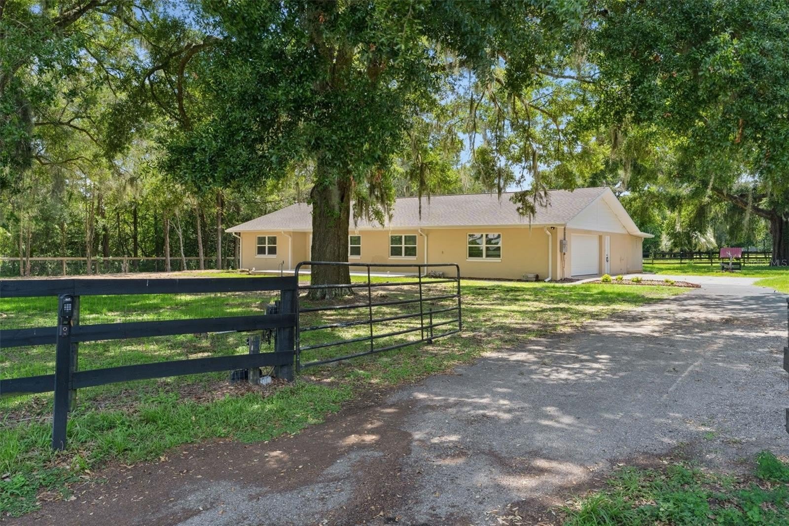 400 Nw 80Th Avenue – photo 4