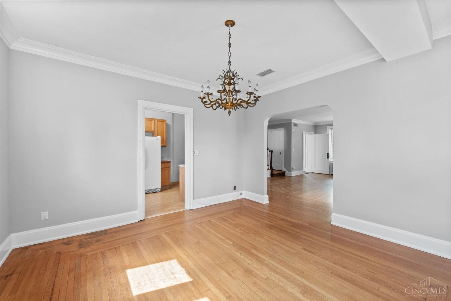 2817 Urwiler Ave – photo 5