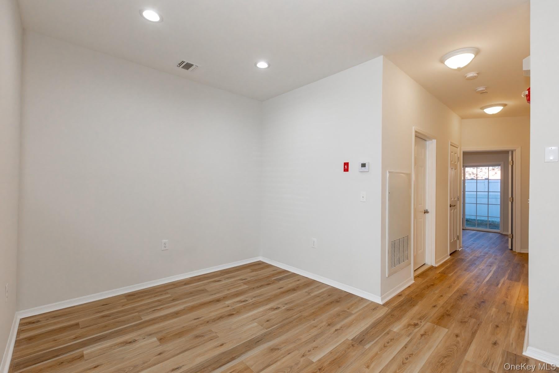 11 Jacqueline Way – photo 4