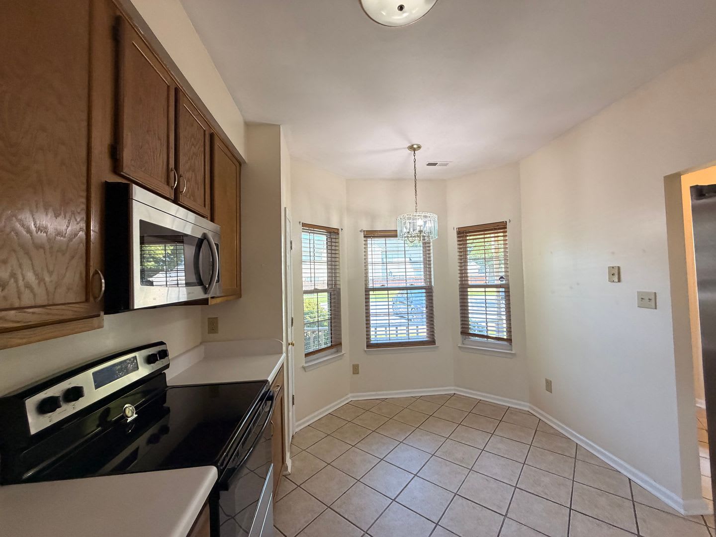 301 Wrought Iron Bend (Smithy Glen) Yorktown 23693 – photo 3