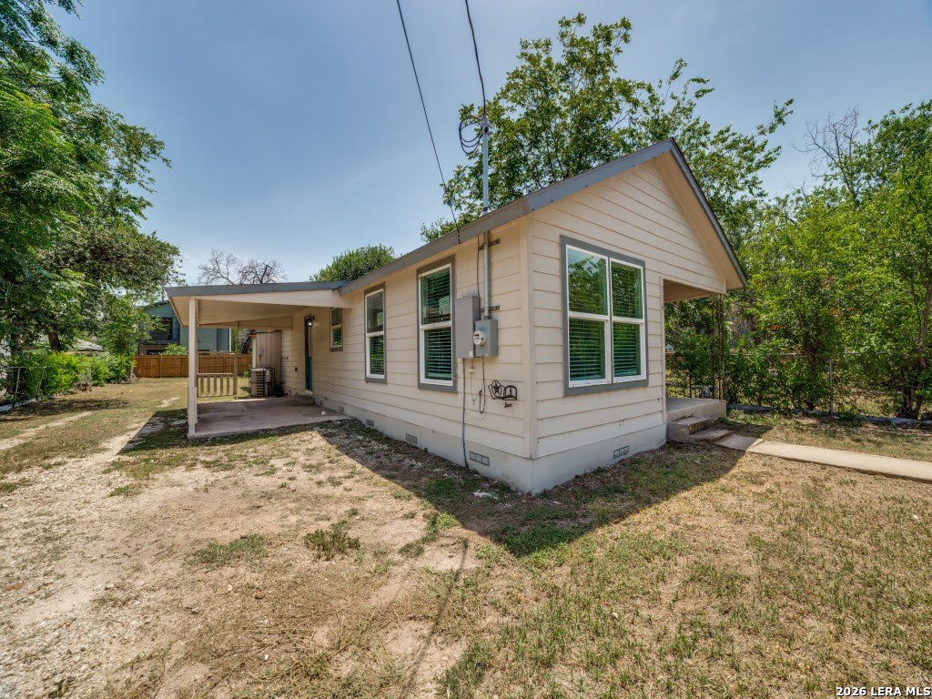 334 BANK ST – photo 3